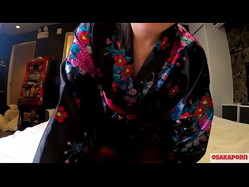 ❤️ Keçika ciwan a cosplay ji seksê hez dike ku bi orgazmê bi şûjinek di hespêk û blowjob de. Keçika Asyayî ya bi pisîka porî û bi cil û bergên kevneşopî yên Japonî di vîdyoya amator de ku masturbasyona bi pêlîstokên qijikê nîşan dide. Sakura 3 OSAKAPORN. Sex li porno ku.teatroporno.ru ☑