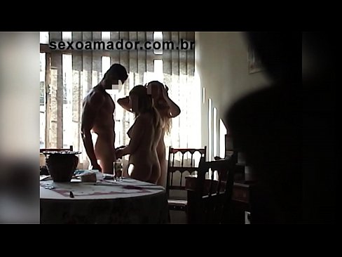 ❤️ Hevalên seksê zilamek dêw û sêyek bi wî re vedixwînin Sex li porno ku.teatroporno.ru ☑