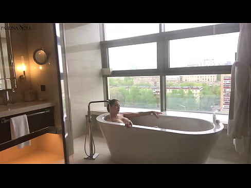 ❤️ Pitikek mezin Bi dilgermî pizika xwe di serşokê de dihejîne Sex li porno ku.teatroporno.ru ☑